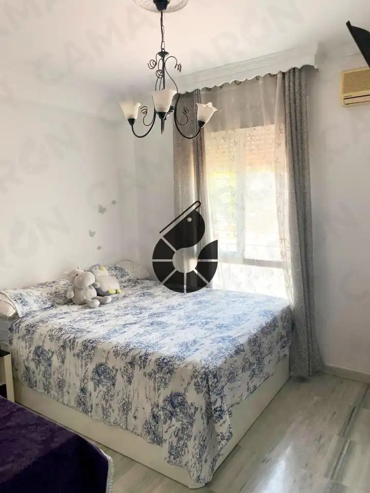 Habitación de Casa adosada en venta en Bormujos con Aire acondicionado, Terraza y Trastero