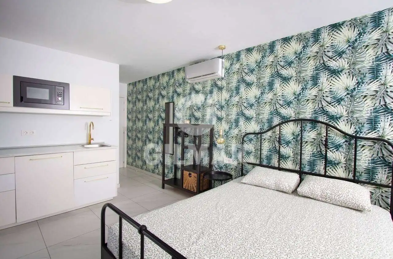 Habitación de Apartamento en venta en Arona con Aire acondicionado, Amueblado y Balcón