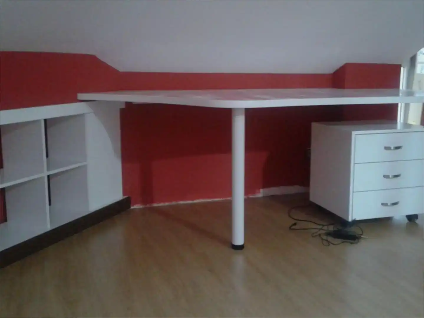 Schlafzimmer von Wohnung zur Miete in Torrelavega  mit Balkon