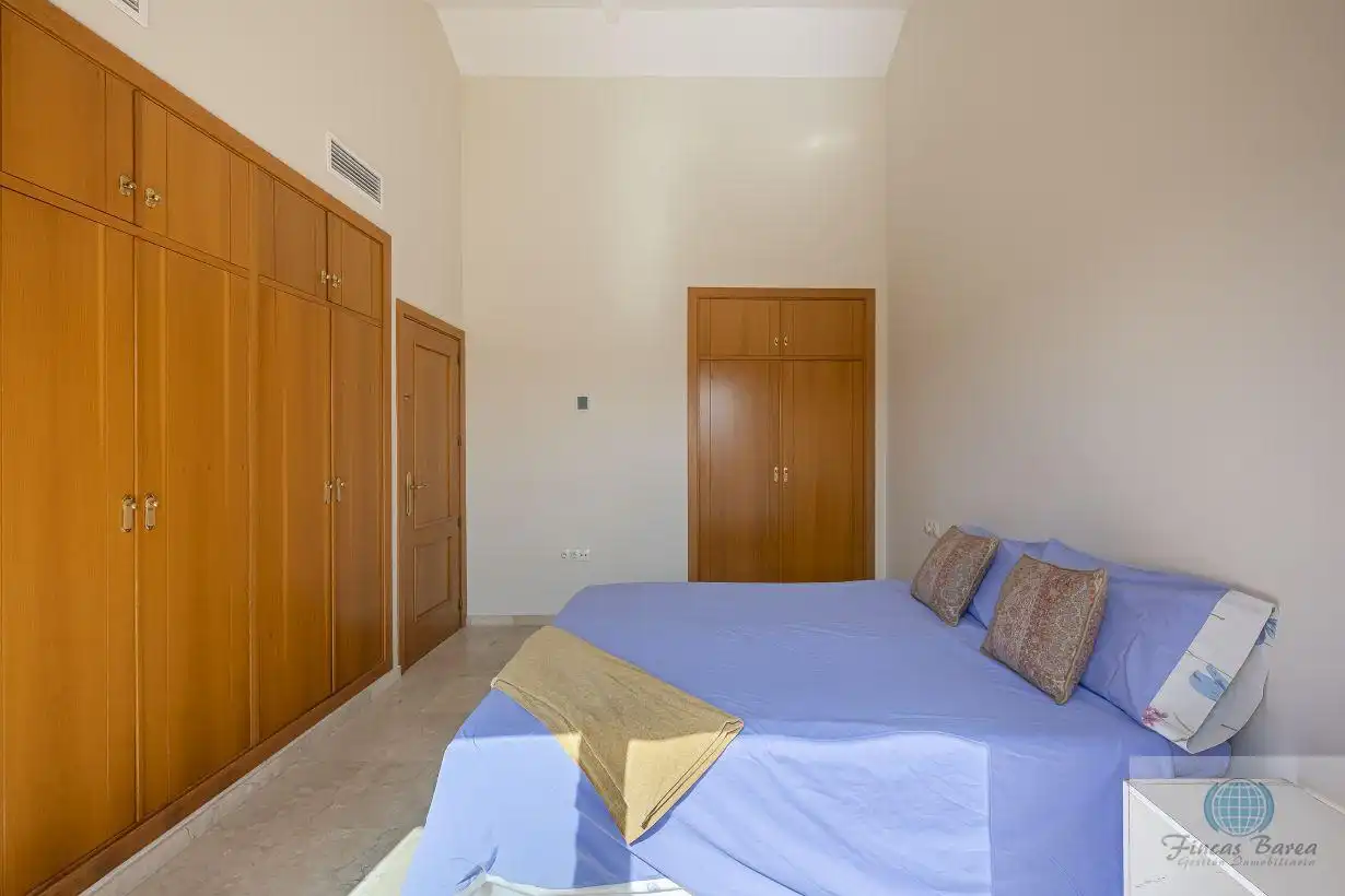 Habitación de Ático en venta en Fuengirola con Aire acondicionado, Terraza y Trastero