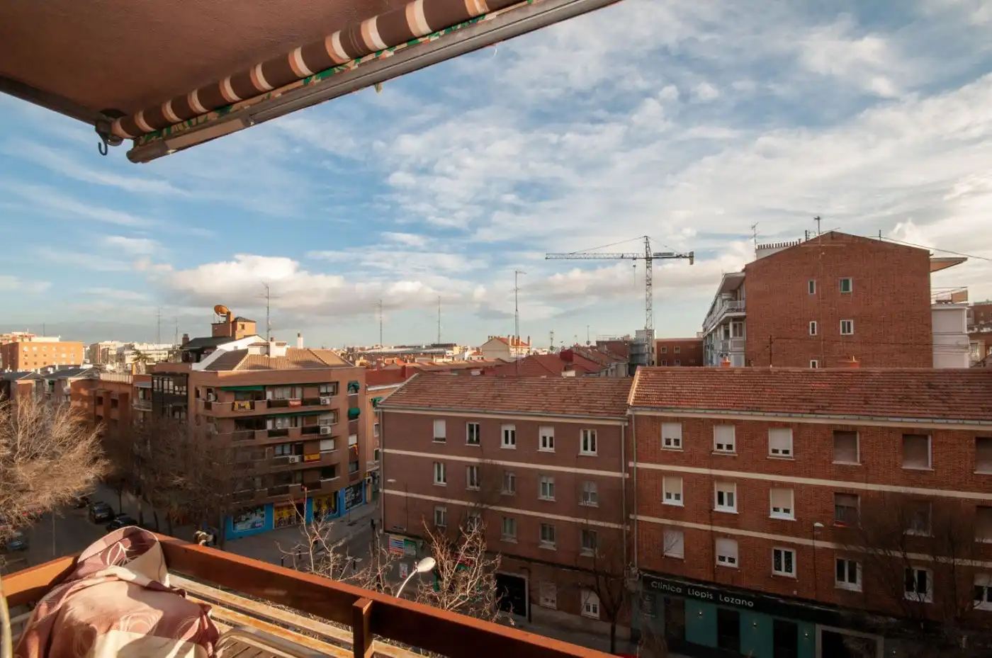 Vista exterior de Piso en venta en Madrid con Calefacción y Terraza