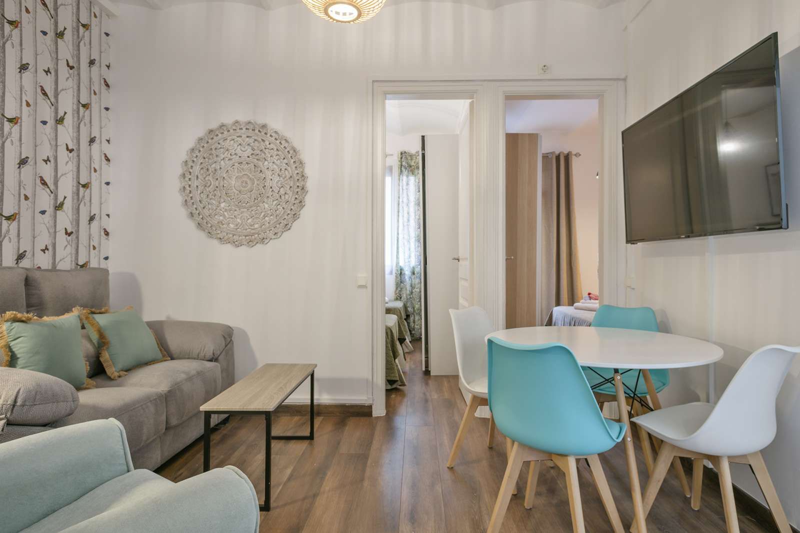 Living room of Apartment to share in  Barcelona Capital  with Air Conditioner, Heating and Terrace