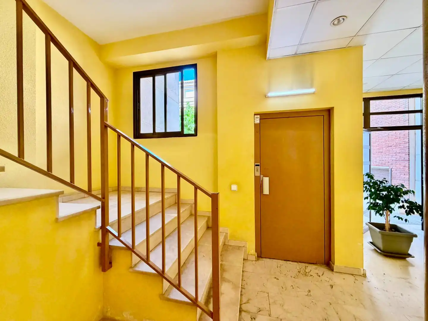 Maisonette zum Verkauf in Torredembarra mit Heizung, Privatgarten und Terrasse