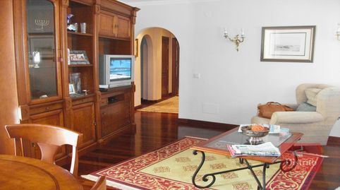 Foto 3 de Piso de alquiler en Santander - León Felipe, Puerto Chico, Santander