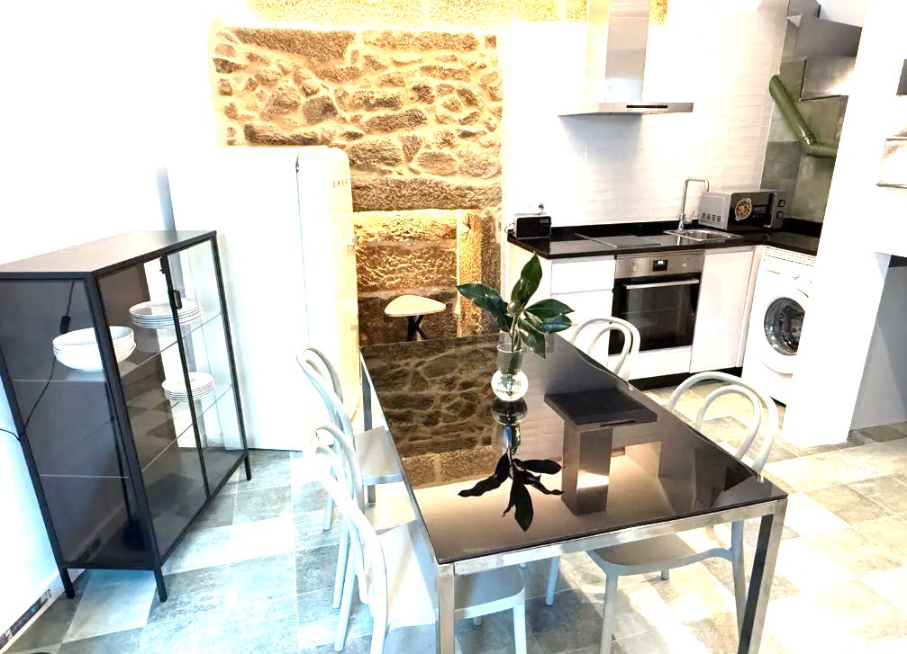 Cuina de Casa adosada de lloguer en Tui amb Moblat