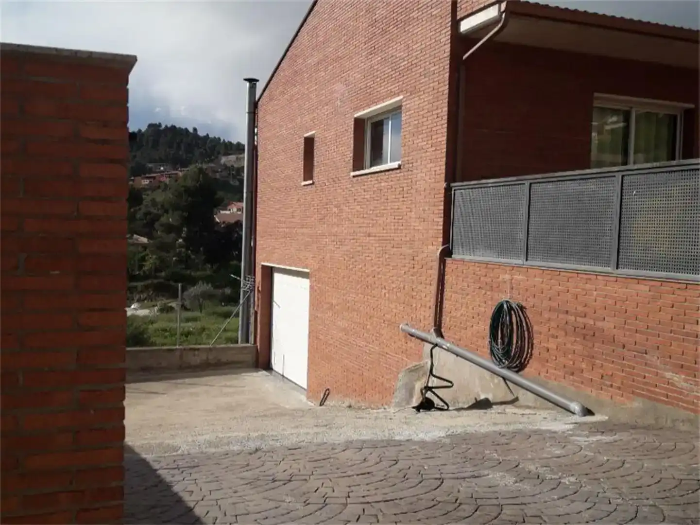 Vista exterior de Casa o xalet en venda en Castellgalí amb Piscina i Balcó