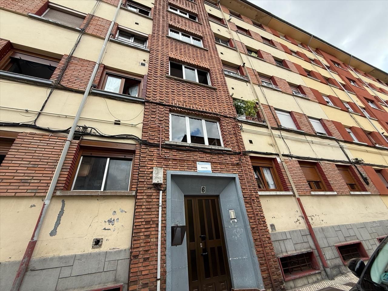 Vista exterior de Pis en venda en Langreo