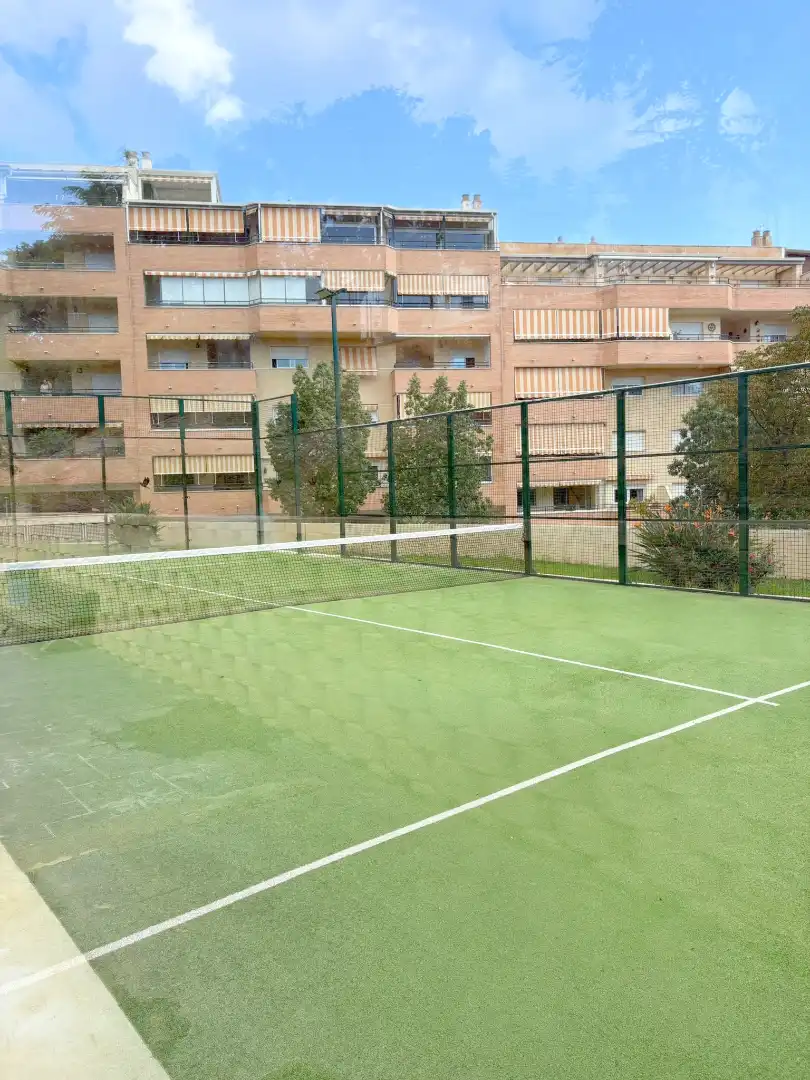 Flat for sale in Calle Andres Segovia, El Pinillo