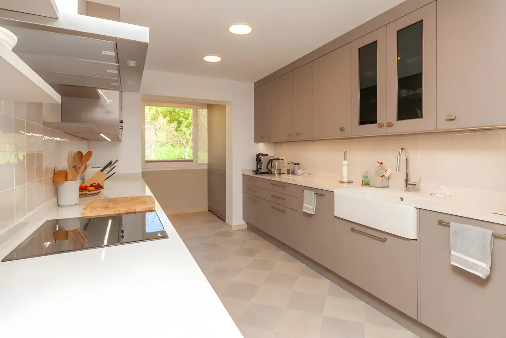 Apartment with pool for sale in Elviria - Cabopino, imagen 10