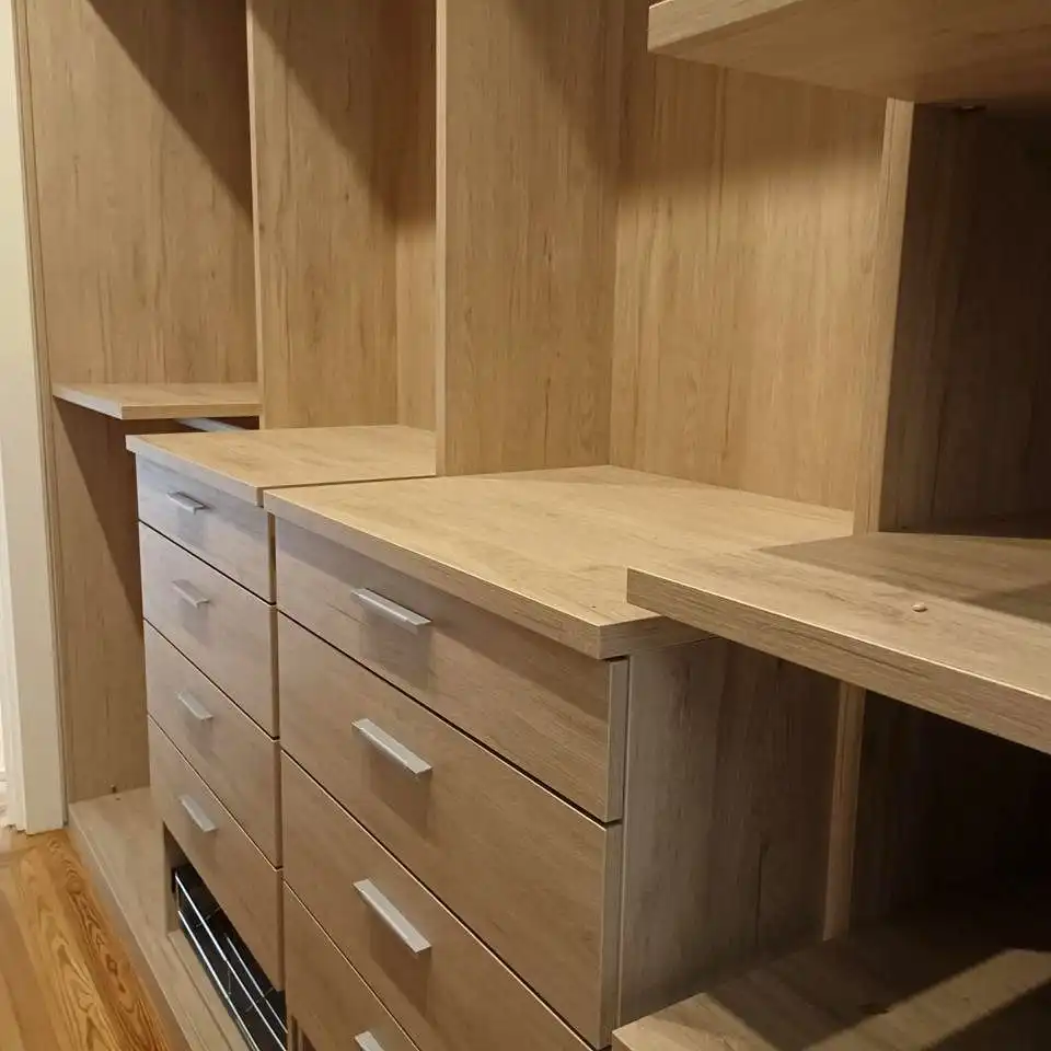 Schlafzimmer von Dachboden zur Miete in Madrid mit Klimaanlage, Heizung und Terrasse