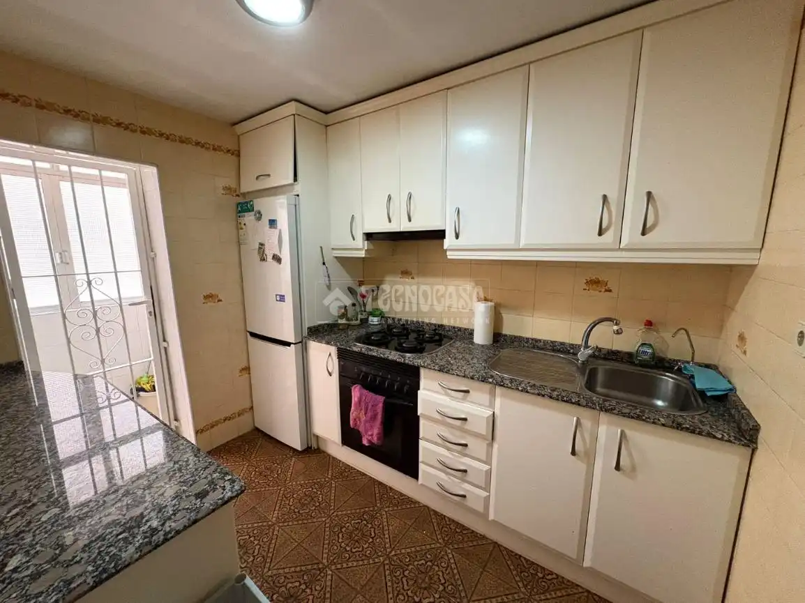 Cocina de Piso en venta en Alicante / Alacant