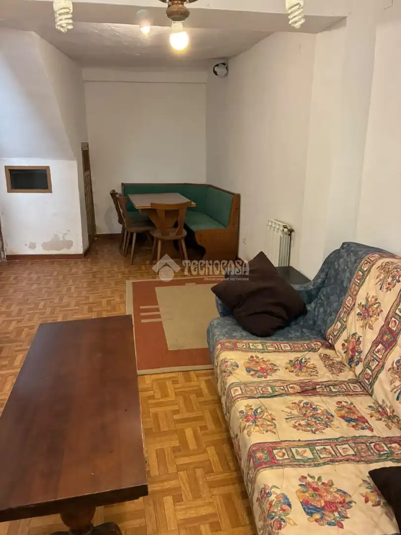 Sala de estar de Casa adosada en venta en Cifuentes, Guadalajara