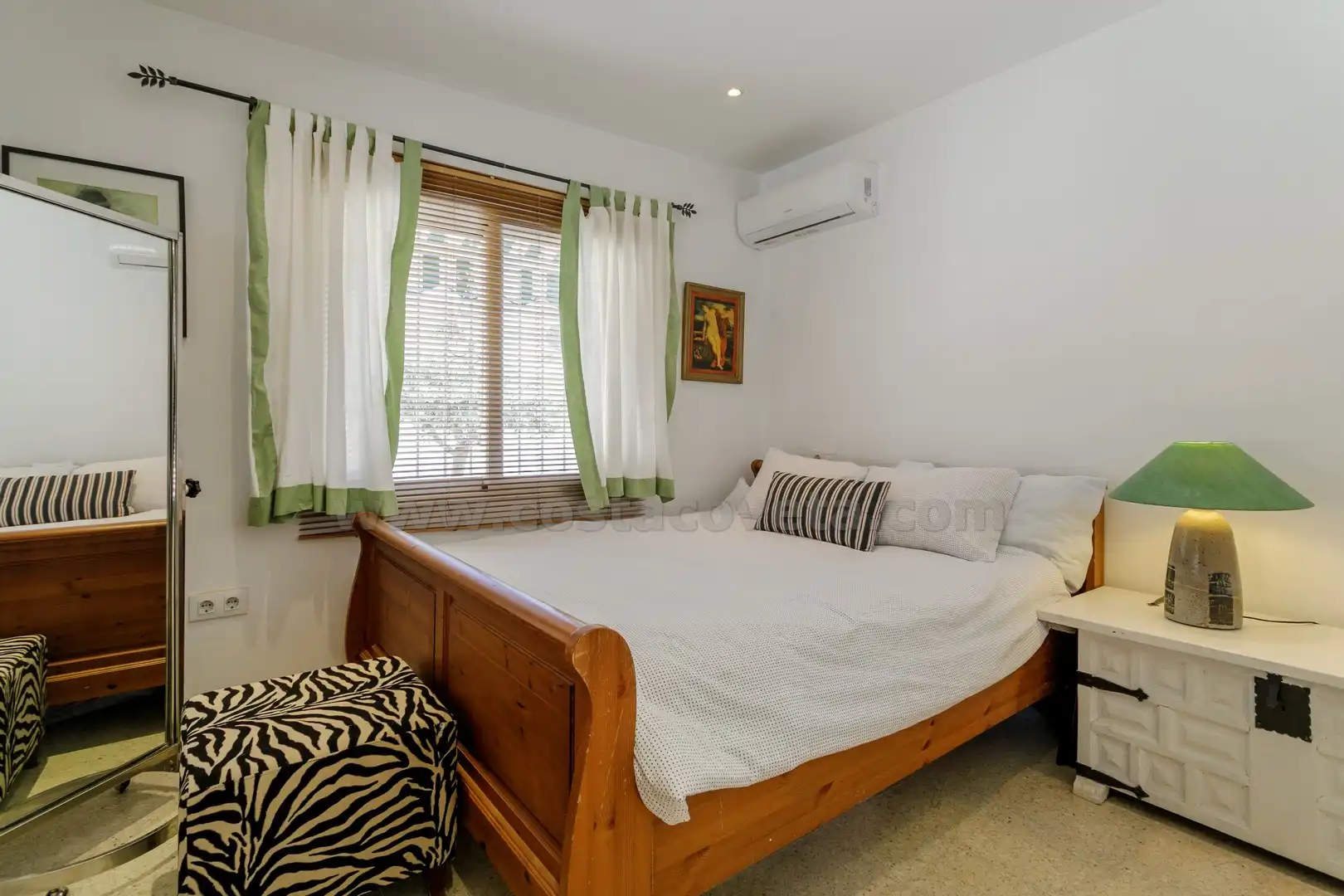 Bedroom of Detached homes for sale in El Campello  with Air Conditioner, Private garden and Terrace