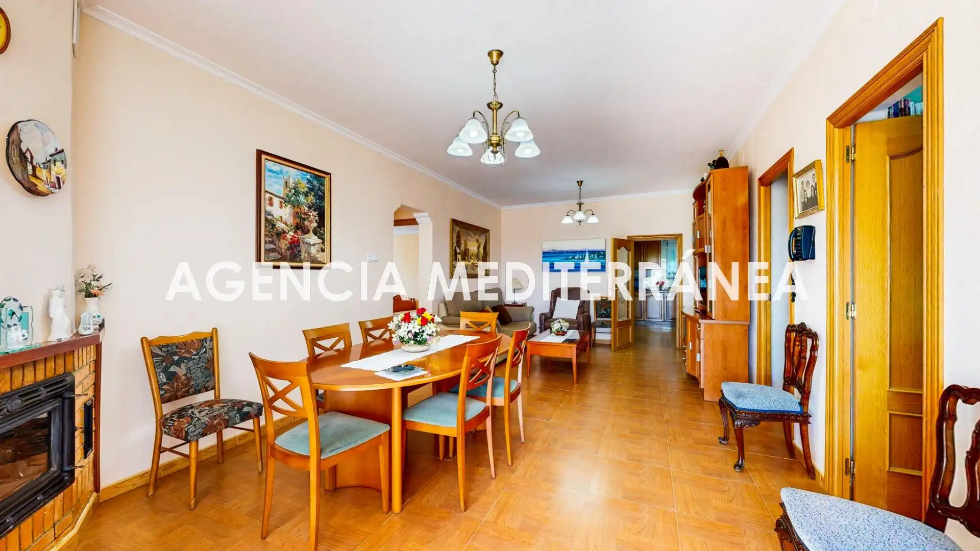 Chalet con piscina en venta en Montserrat, imagen 10