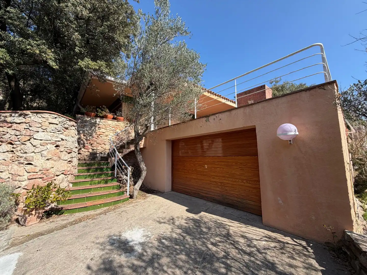 Exterior view of Houses for sale in Castellar del Vallès  with Air Conditioner, Heating and Private garden