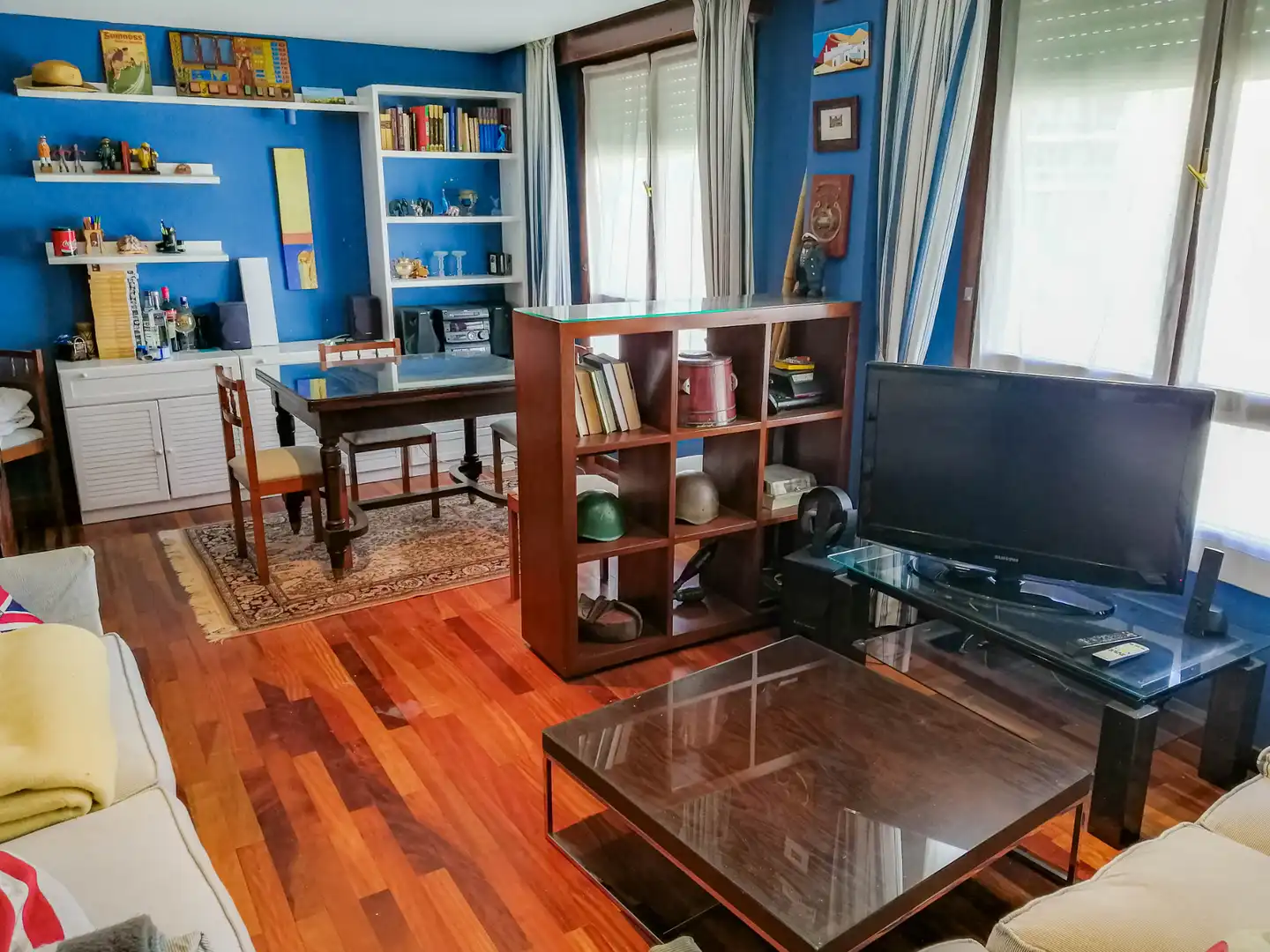 Living room of Apartments for rent to own in Santander  with Heating, Parquet flooring and Furnished