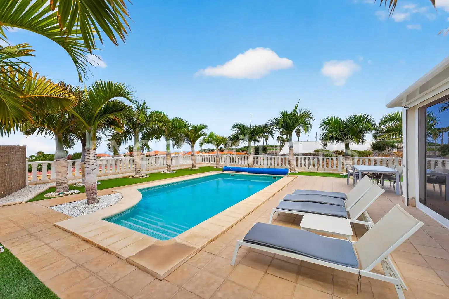 Swimming pool of Houses for sale in Adeje  with Air Conditioner, Terrace and Swimming Pool