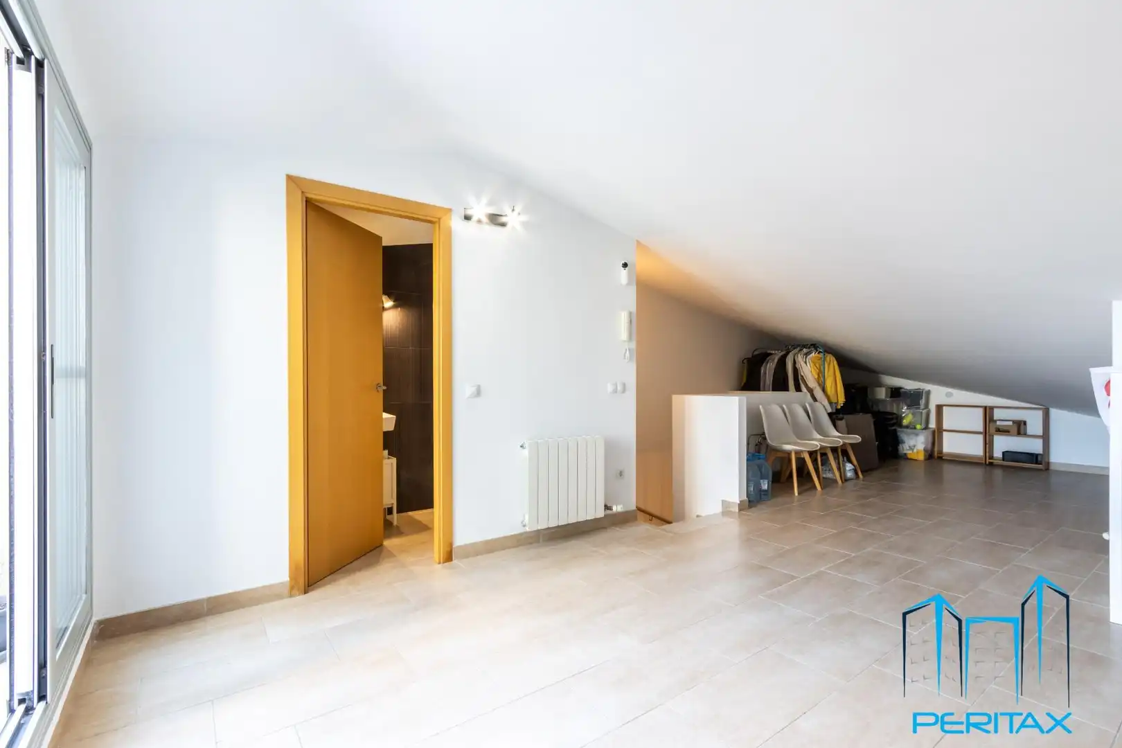 Penthouse with terrace for sale in Carrer de les Tres Creus, imagen 37