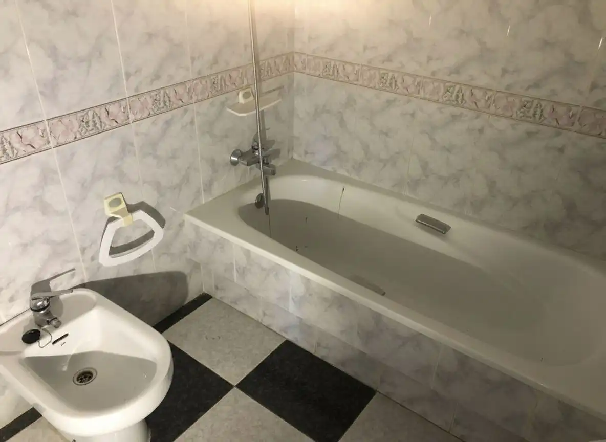 Baño de Casa adosada en venta en La Garrovilla 