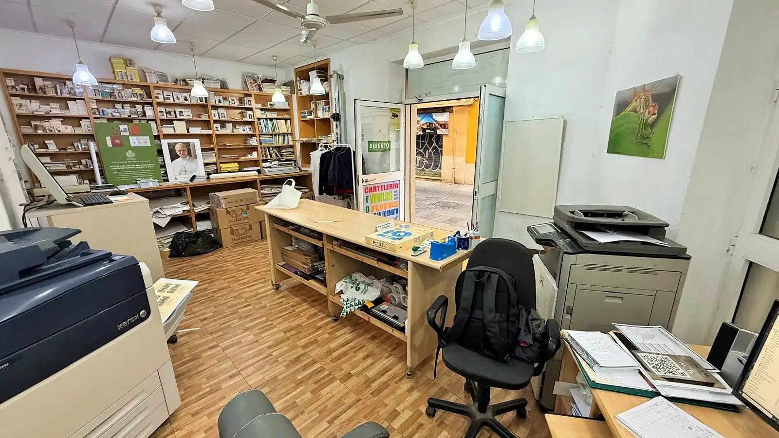 Local en venta en Valencia con Amueblado