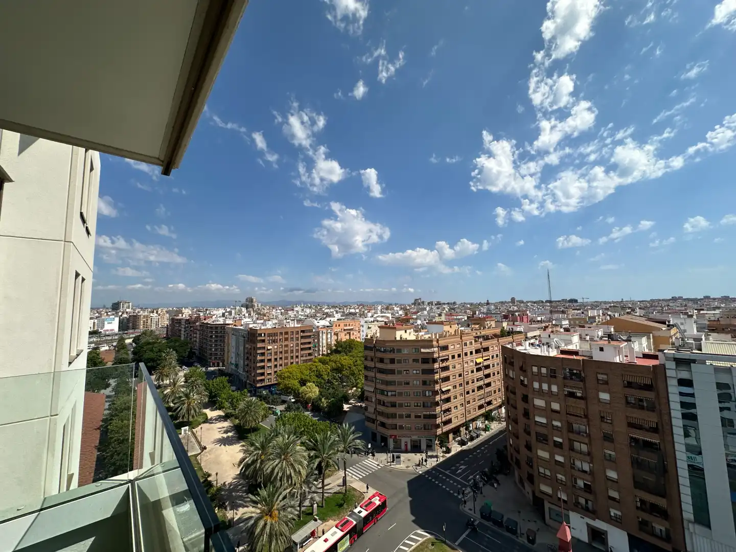 Vista exterior de Piso de alquiler en Valencia con Aire acondicionado, Calefacción y Jardín privado