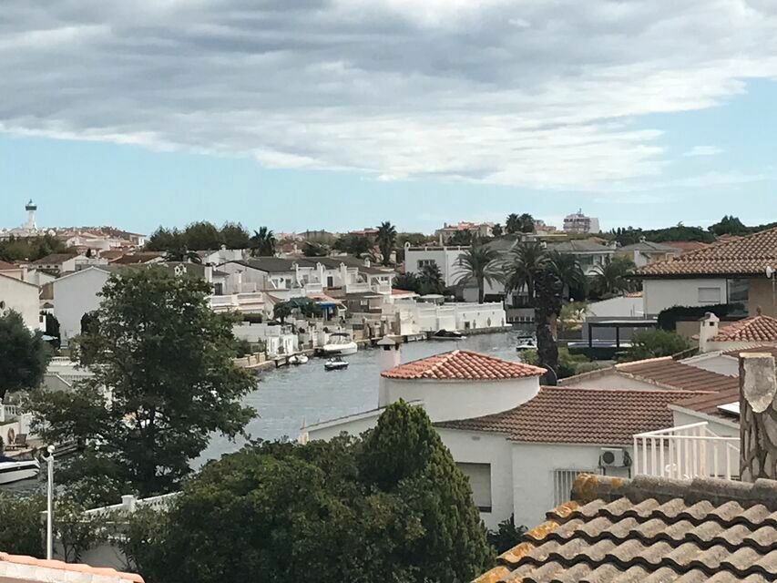 Exterior view of Flat for sale in Empuriabrava  with Heating and Terrace