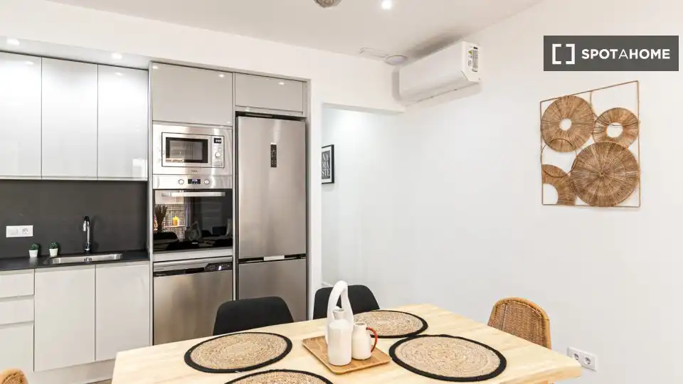 Flat with terrace to rent in Eixample, imagen 9
