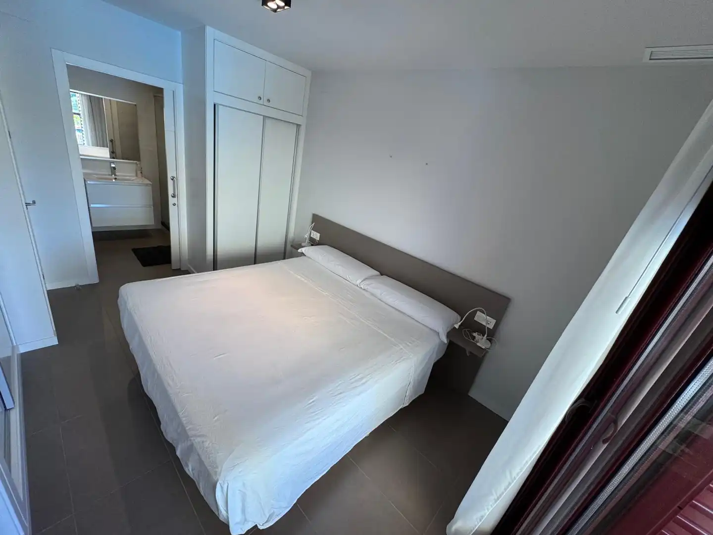 Apartamento con terraza en alquiler en Mil Palmeras, imagen 6