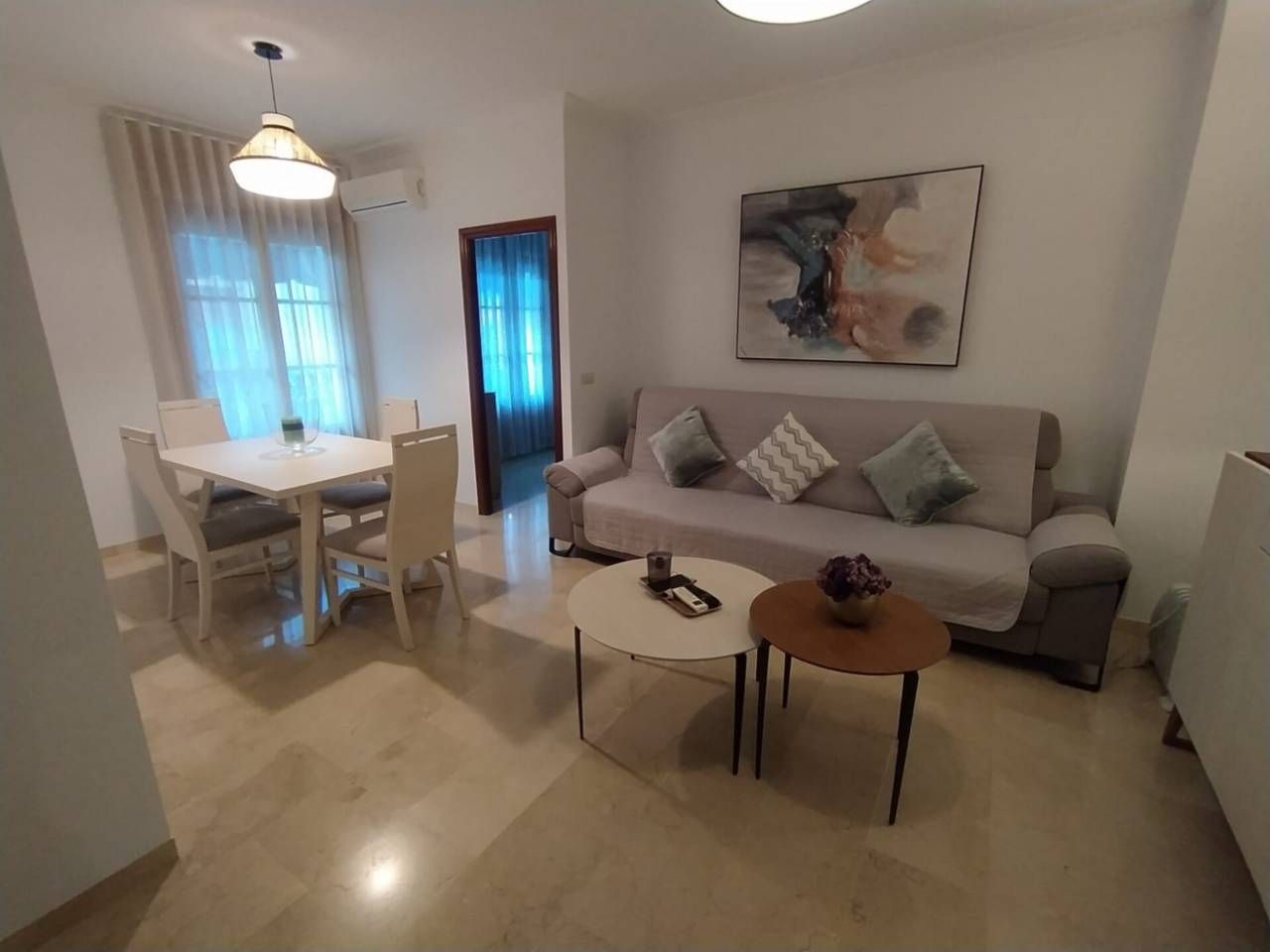 Sala d'estar de Pis en venda en Castro del Río amb Aire condicionat, Terrassa i Traster