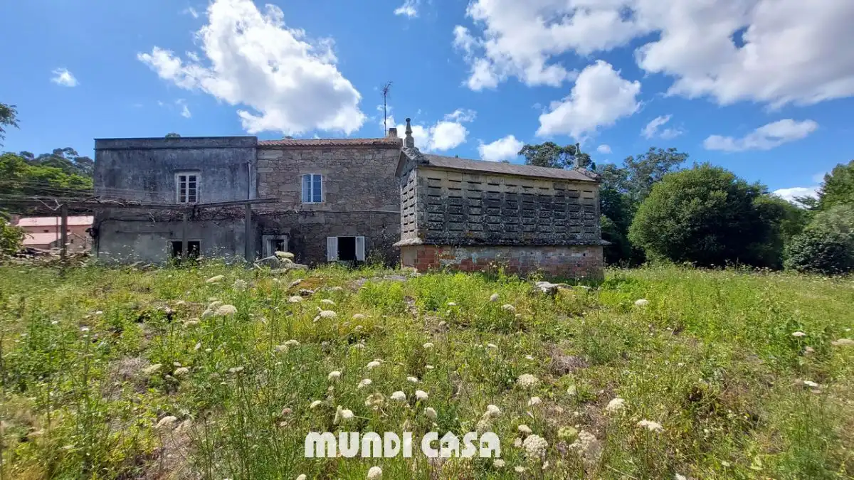 Haus oder Chalet zum Verkauf in Boiro