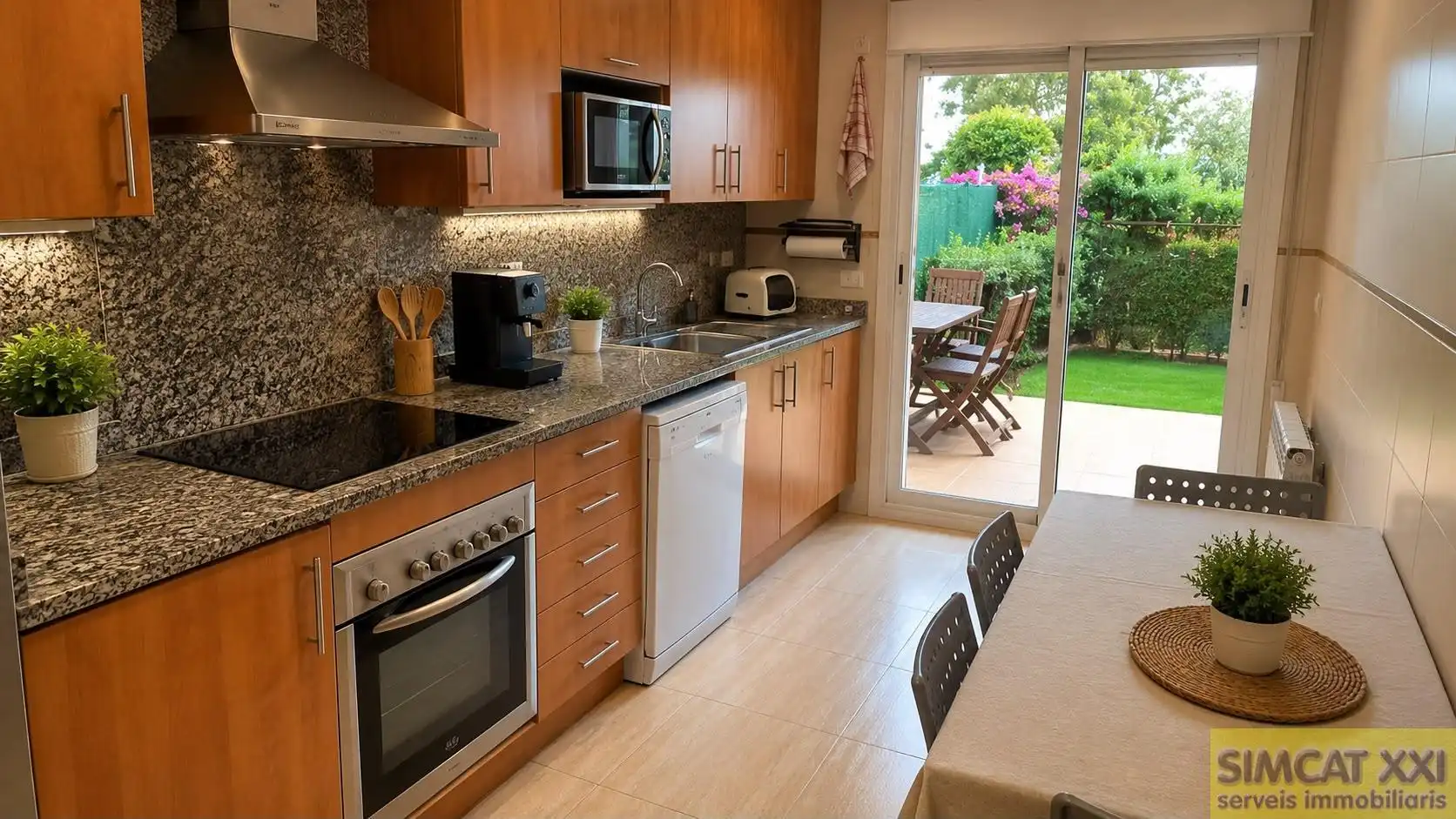 Cocina de Casa o chalet en venta en Lladó con Aire acondicionado, Calefacción y Terraza
