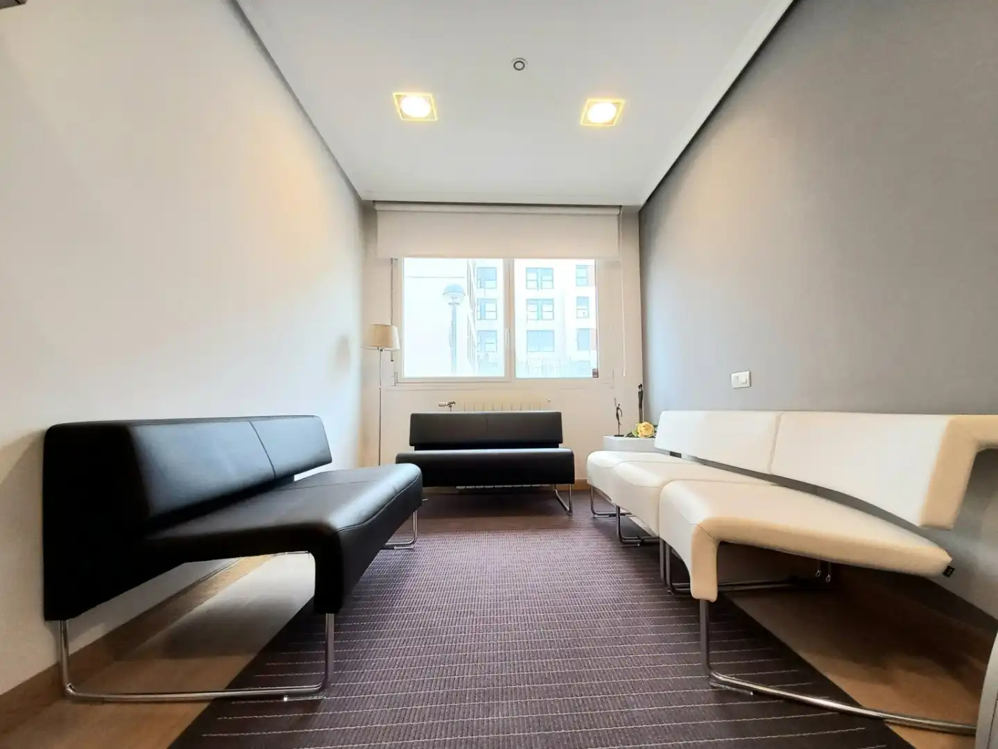 Sala d'estar de Pis en venda en Burgos amb Calefacció, Jardí privat i Parquet