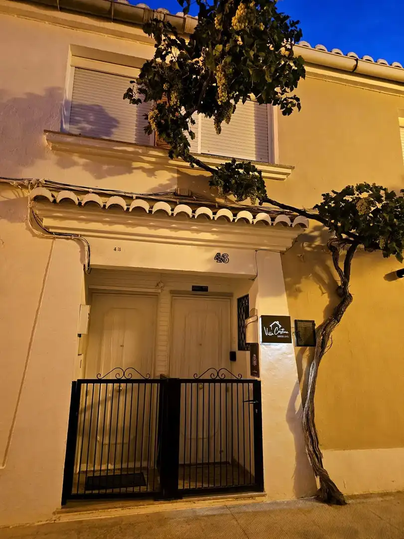 Außenansicht von Haus oder Chalet zur Miete in Requena mit Heizung und Terrasse