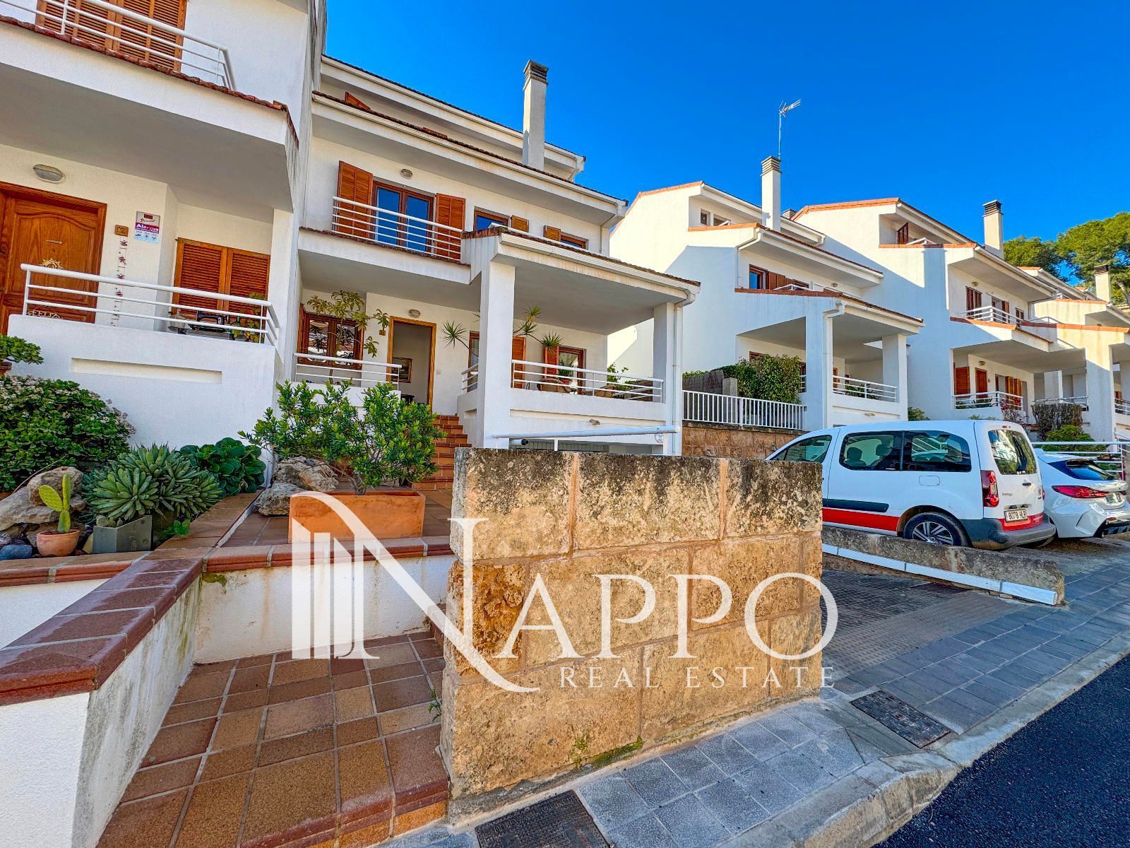 Exterior view of Single-family semi-detached for sale in  Palma de Mallorca  with Air Conditioner, Heating and Parquet flooring