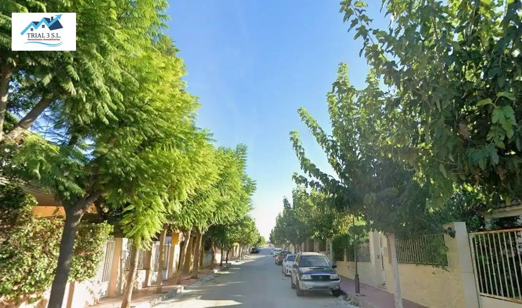 Vista exterior de Casa o xalet en venda en Molina de Segura amb Piscina comunitària
