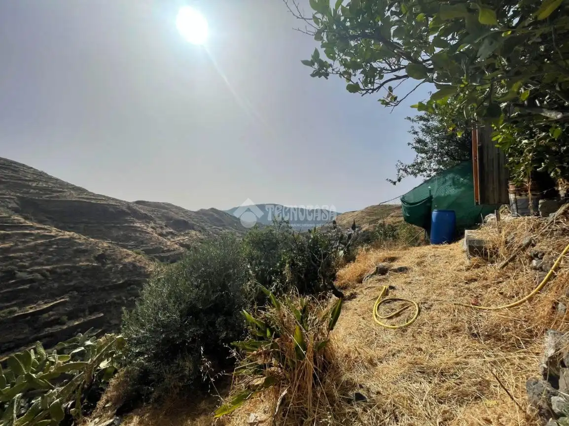 Finca rústica en venta en Gáldar con Amueblado