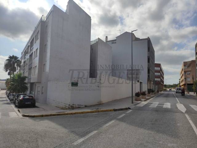 Terreno residencial en Venta en Carrer de Pedralba en Vilamarxant