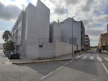 Terreny residencial en venda a Carrer de Pedralba
