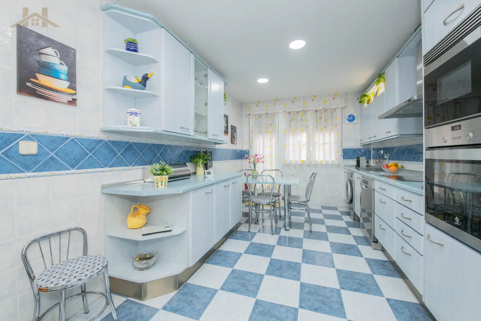 Cocina de Casa adosada en venta en Navalcarnero con Aire acondicionado, Calefacción y Jardín privado