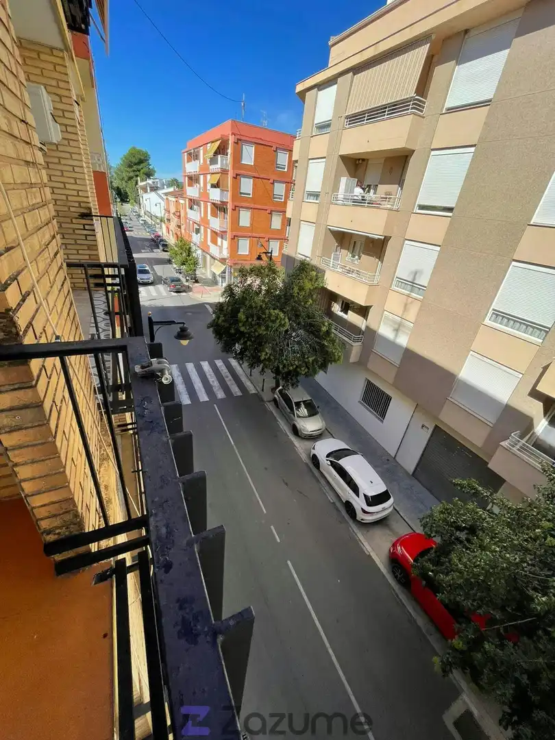 Außenansicht von Wohnung zur Miete in Ontinyent mit Klimaanlage, Abstellraum und Möbliert