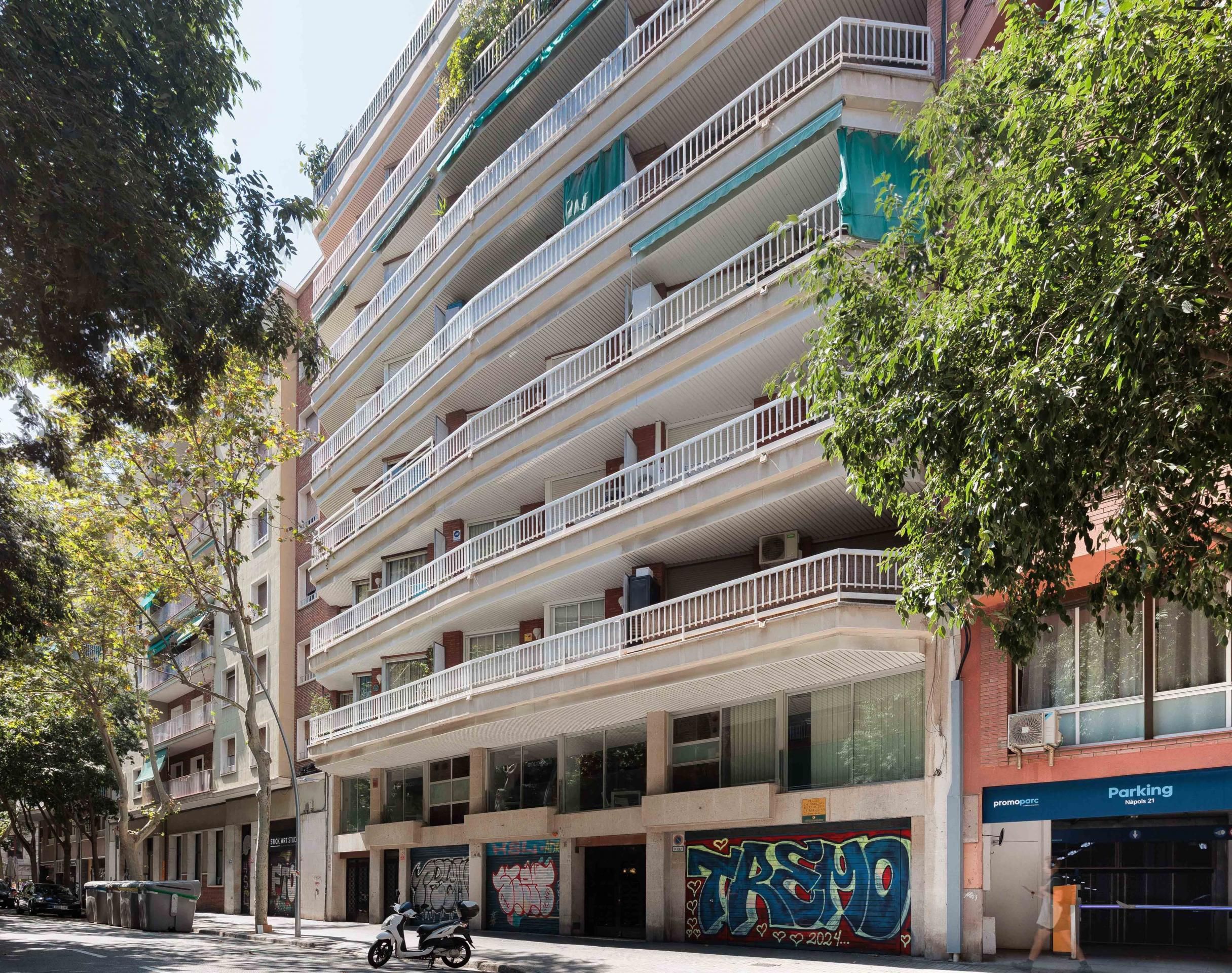 Vista exterior de Oficina de lloguer en  Barcelona Capital amb Aire condicionat