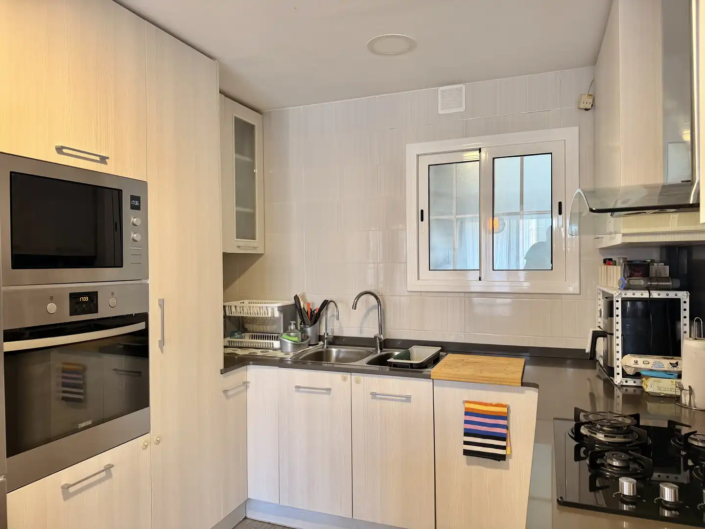 Cocina de Piso en venta en Vilanova i la Geltrú con Calefacción