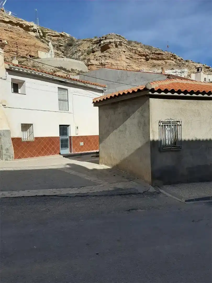 Vista exterior de Casa o xalet en venda en Guadix