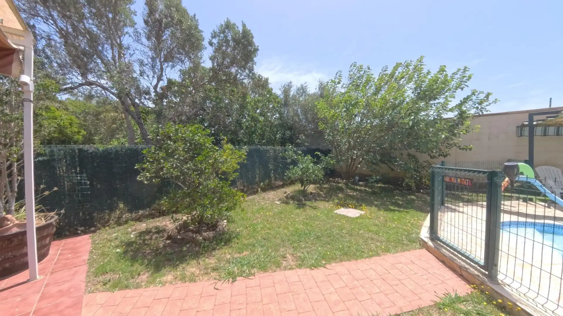 Garden of Houses for sale in Chiclana de la Frontera  with Air Conditioner, Private garden and Storage room