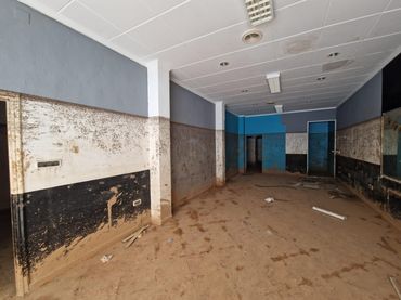 Local comercial en venda a Calle RAMON Y CAJAL