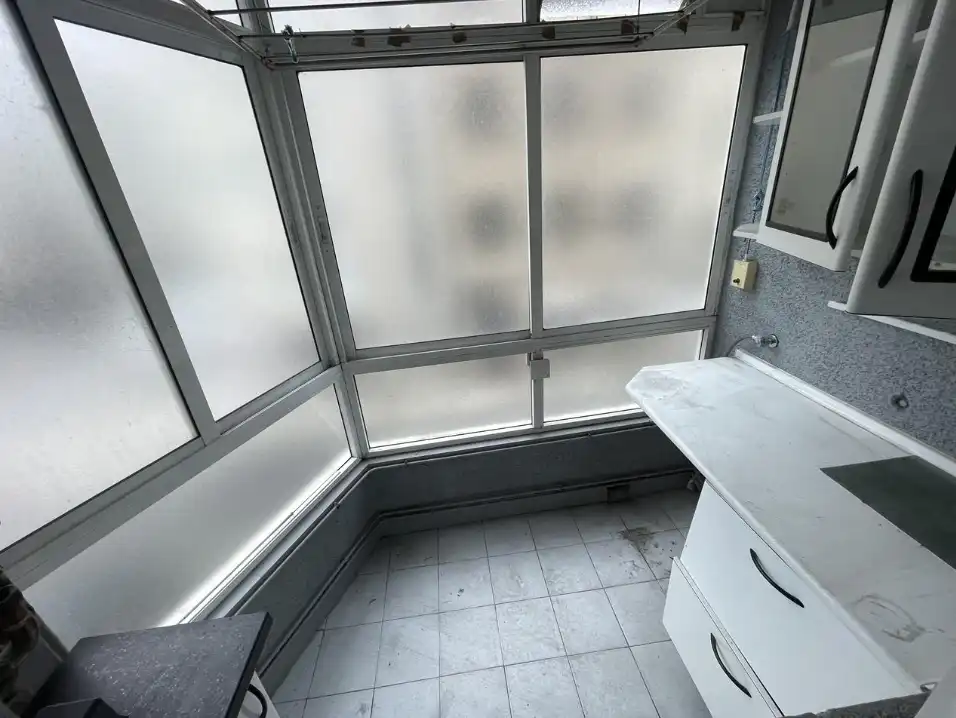 Baño de Piso en venta en Vigo  con Terraza