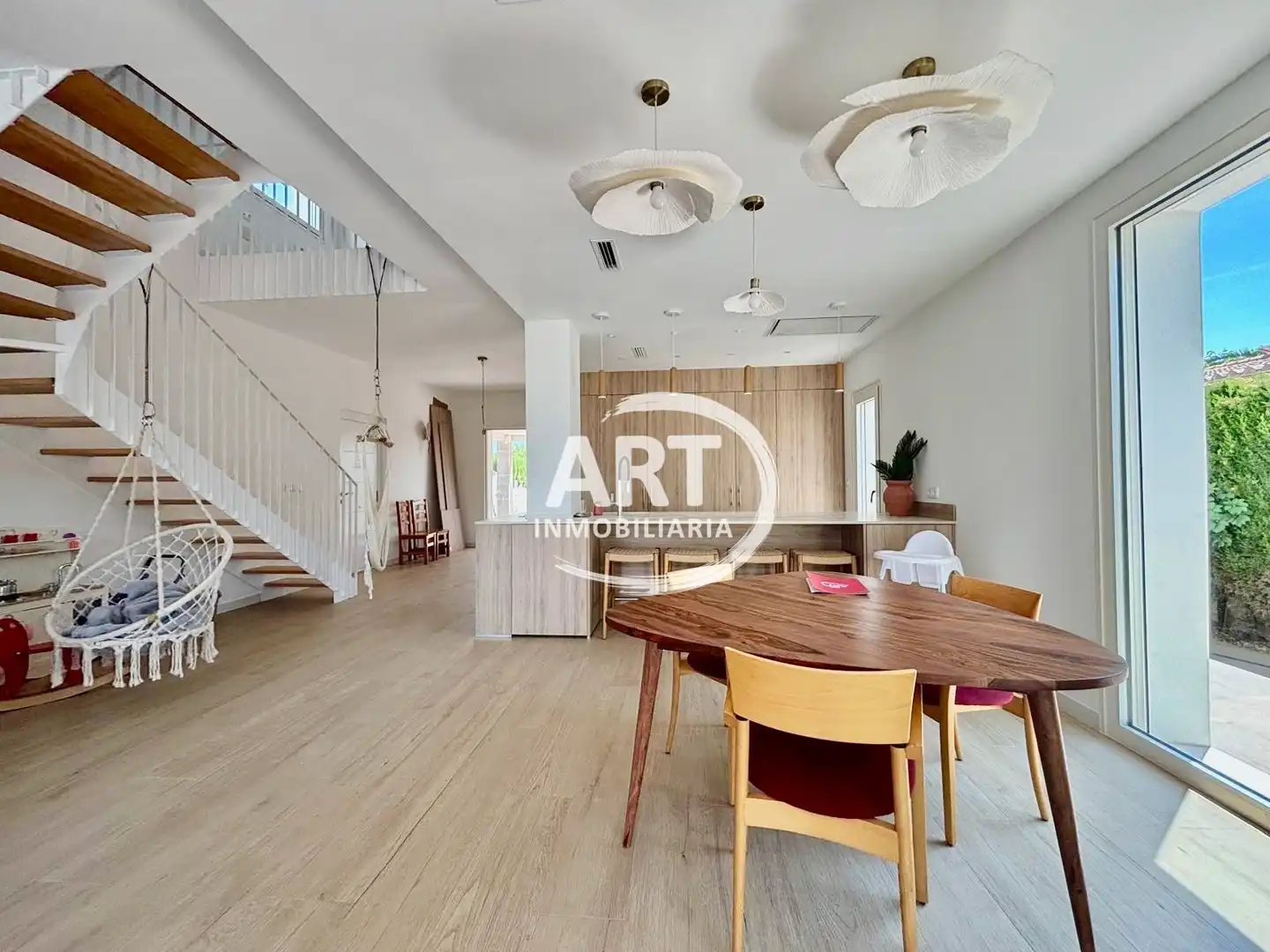 Sala d'estar de Casa o xalet de lloguer en L'Eliana amb Aire condicionat, Calefacció i Jardí privat