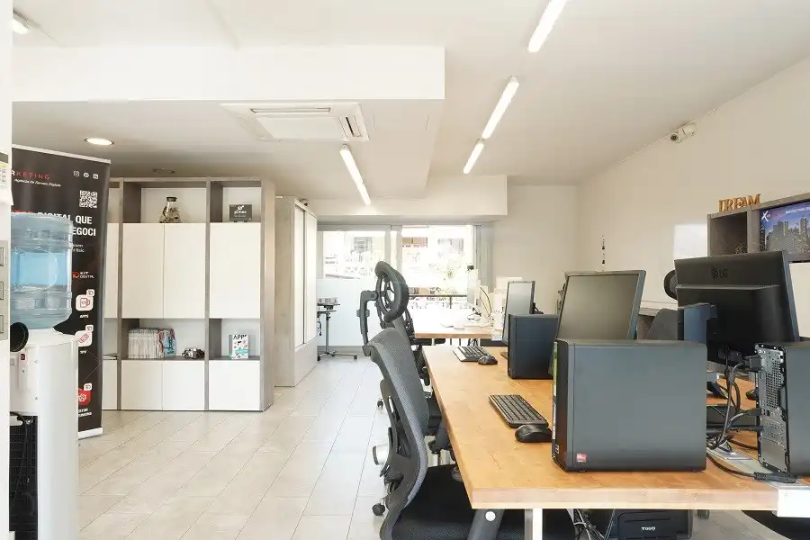 Business premises to rent in Olot, imagen 2