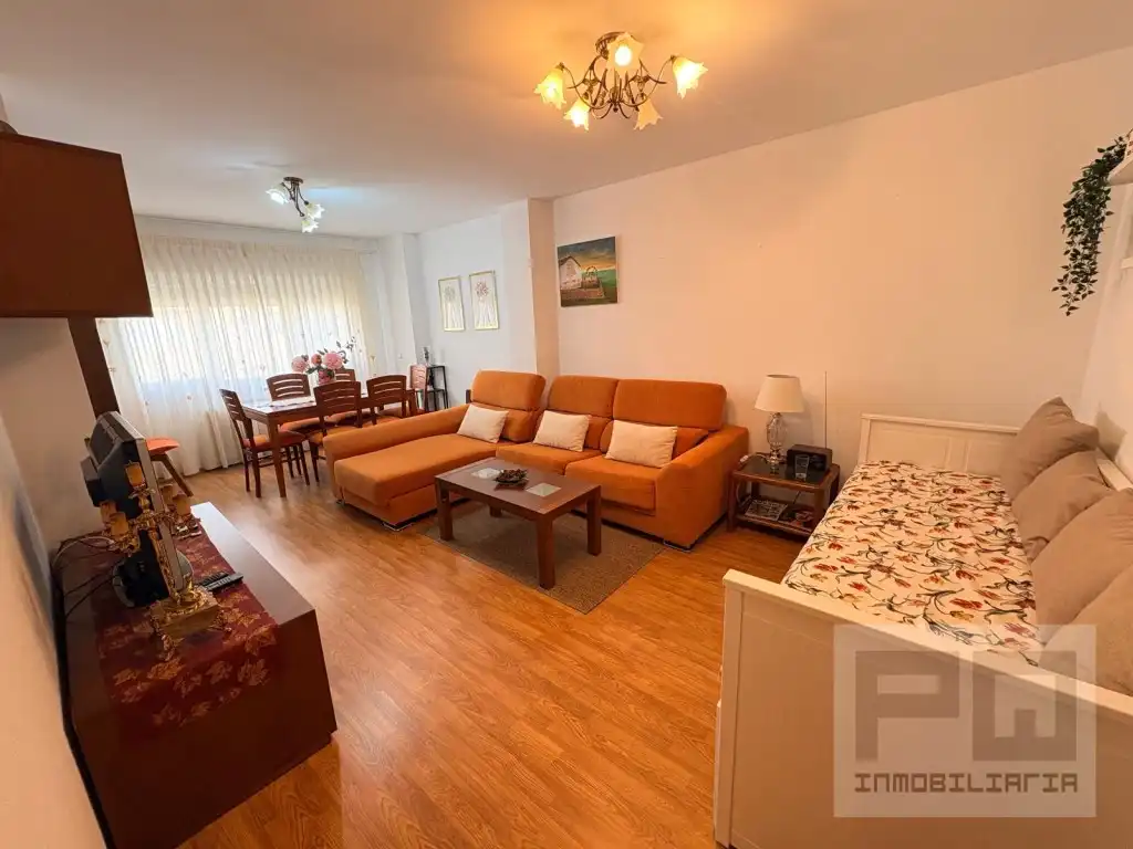 Sala de estar de Apartamento en venta en Las Navas del Marqués 