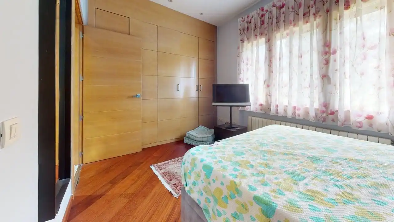 Bedroom of Houses for sale in Ciudalcampo  with Air Conditioner, Heating and Private garden